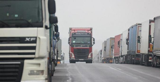 ГПК: контрольные службы Литвы и Польши за сутки оформили 40% фур от нормы ГПК: контрольные службы Литвы и Польши за сутки оформили 40% фур от нормы