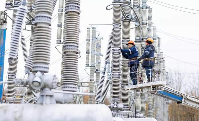 Как энергосистема Беларуси справляется с последствиями ледяного дождя, рассказал Виктор Каранкевич