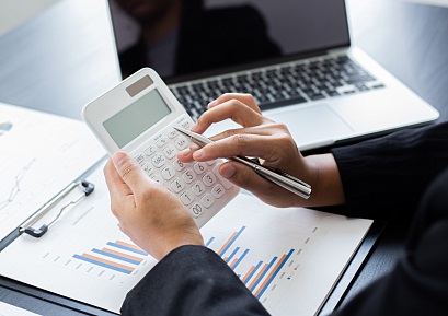 Комментарий к Закону Республики Беларусь от 30 декабря 2025 г. № 127-З «Об изменении законов по вопросам налоговых правоотношений» (в части транспортного налога с организаций)