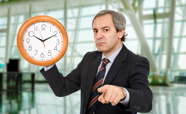 Работника вызвали в его выходной день на дежурство? Прервется ли стаж в особых условиях труда? Работника вызвали в его выходной день на дежурство? Прервется ли стаж в особых условиях труда?