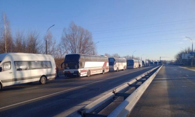 Вниманию следующих в Польшу рейсовыми автобусами туристов, а также граждан, выезжающих на сопредельную сторону на легковых авто Вниманию следующих в Польшу рейсовыми автобусами туристов, а также граждан, выезжающих на сопредельную сторону на легковых авто