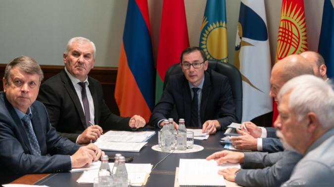 Рустан Дженалинов: «Сформирован весь пакет технологических документов для проведения в ЕАЭС эксперимента по применению электронных транспортных накладных»