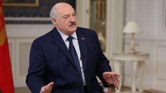 Лукашенко о ценах: роль государства не в надзирательстве, а в создании понятных условий Лукашенко о ценах: роль государства не в надзирательстве, а в создании понятных условий