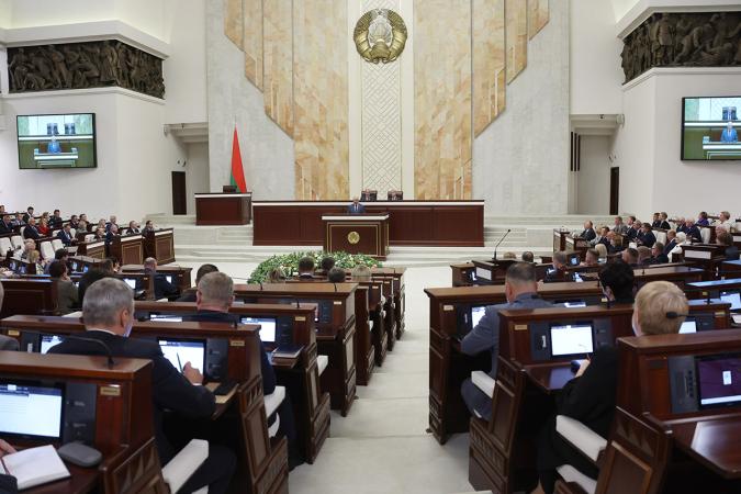 В Палату представителей Правительством внесен проект Закона «Об изменении Закона Республики Беларусь «О валютном регулировании и валютном контроле»