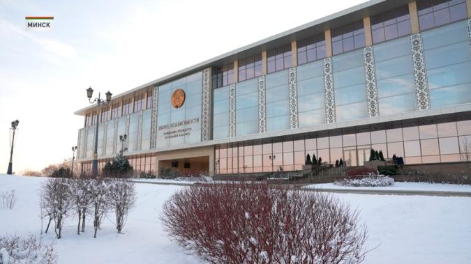 Совершенствуется процедура проведения экзамена для впервые поступающих на государственную гражданскую службу. Опубликован Указ