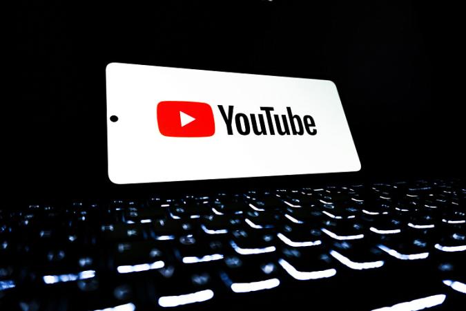 YouTube начал требовать у белорусов документы для подтверждения возраста. Что происходит?