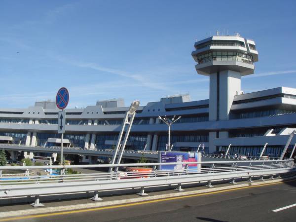 В Национальном аэропорту открылась вторая взлетно-посадочная полоса