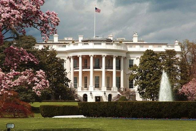 Дональд Трамп подписал указ о санкциях за вмешательство в выборы в США 