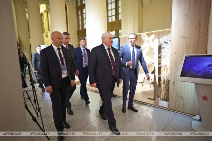 Экспорт, корпорации, нефтегазовая сфера. Рогожник о подробностях доклада Президенту Беларуси