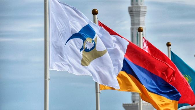 Около 60% белорусского экспорта приходится на страны ЕАЭС Около 60% белорусского экспорта приходится на страны ЕАЭС