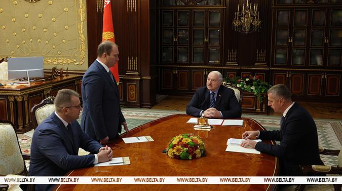 Лукашенко предлагает снизить добычу калийных удобрений Лукашенко предлагает снизить добычу калийных удобрений