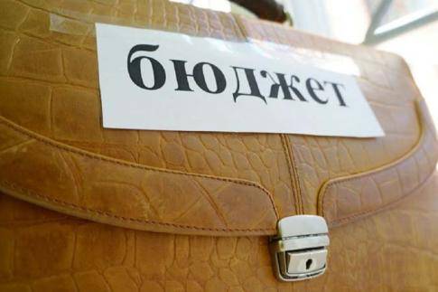 Минфин: Потери бюджета Беларуси в 2019 году из-за налогового маневра в РФ составят 300 млн USD Минфин: Потери бюджета Беларуси в 2019 году из-за налогового маневра в РФ составят 300 млн USD
