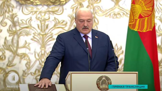 Лукашенко вступил в должность Президента Беларуси Лукашенко вступил в должность Президента Беларуси