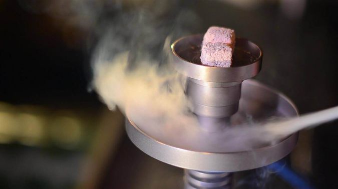 В России с 1 октября начнется опытная маркировка сигар и табака для кальяна