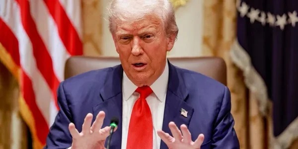 Сенат США проголосовал за отмену глобальных тарифов Д. Трампа